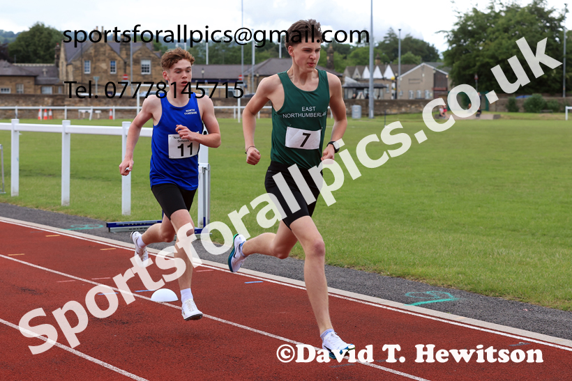 Middle Distance, 2026 Northumberland Schools Track and Field, Wentworth, Hexhan. Photo: David T. Hewitson/Sports for All Pics